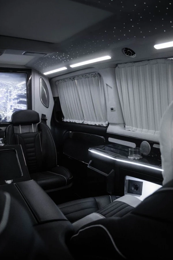 Black Mercedes Vito VIP Maybach, 2020 Photo 2