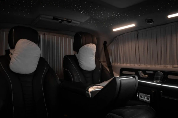 Black Mercedes Vito VIP Maybach, 2020 Photo 4