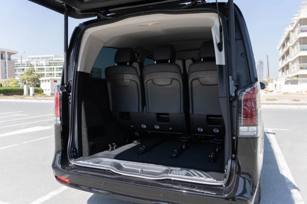 Black Mercedes V300 Avantgarde Extra Long, 2025 Photo 12
