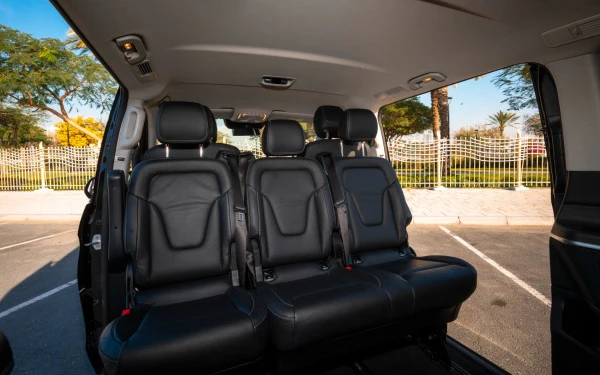 Black Mercedes V300 Avantgarde Extra Long, 2025 Photo 15