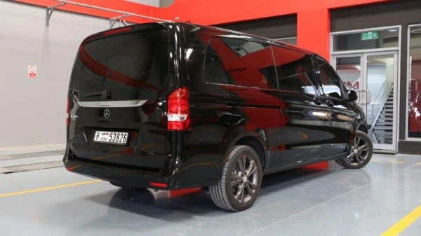Black Mercedes V250, 2018 Photo 6