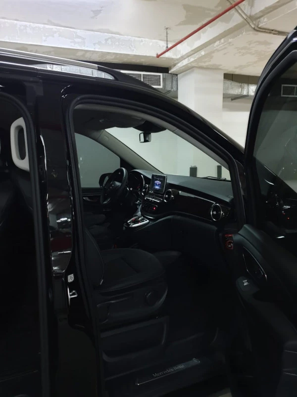 Black Mercedes V250, 2019 Photo 2
