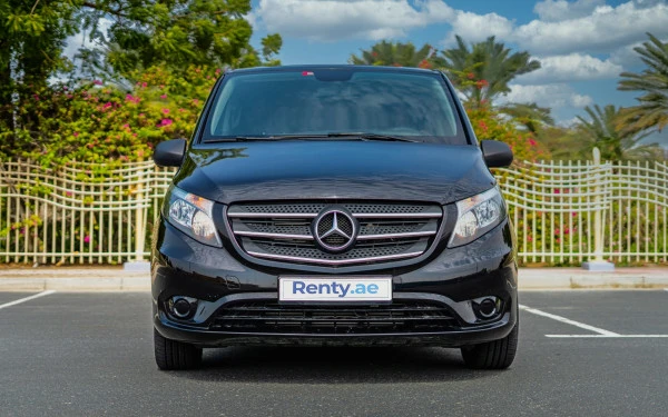 Black Mercedes Vito Class, 2019 Photo 1