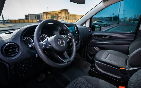 Black Mercedes Vito Class, 2019 Photo 4