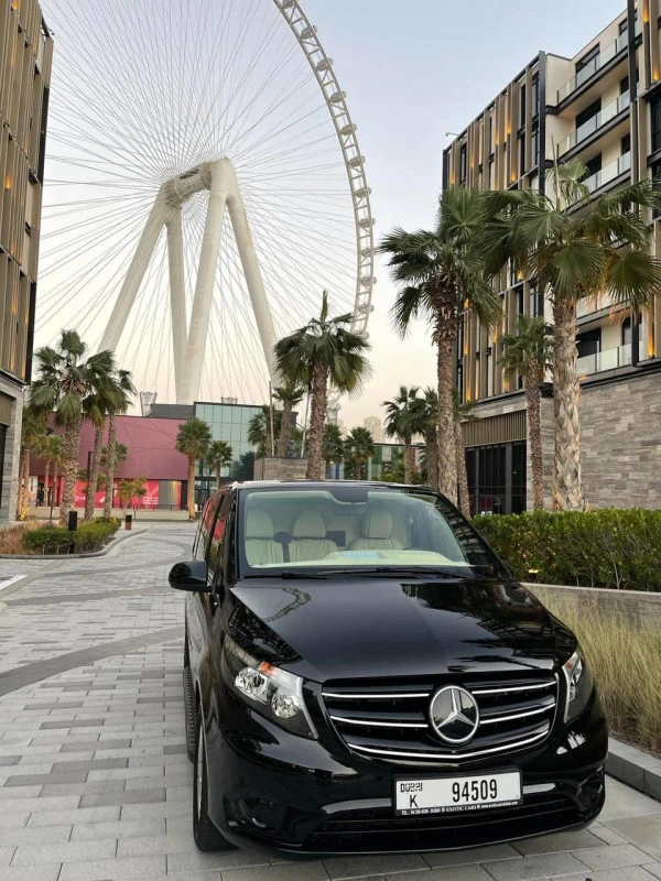 Black Mercedes Vito VIP, 2020 Photo 1