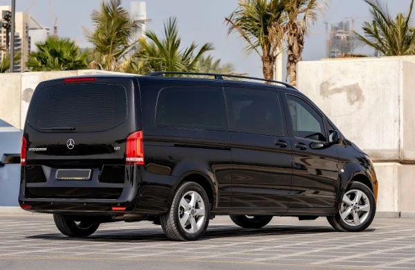 Black Mercedes VITO, 2021 Photo 1