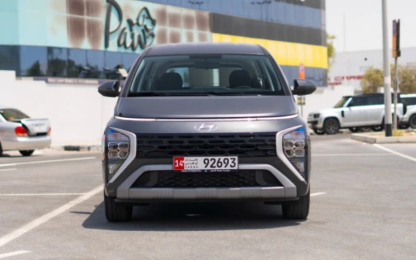 Grey Hyundai Stargazer, 2024 Photo 1