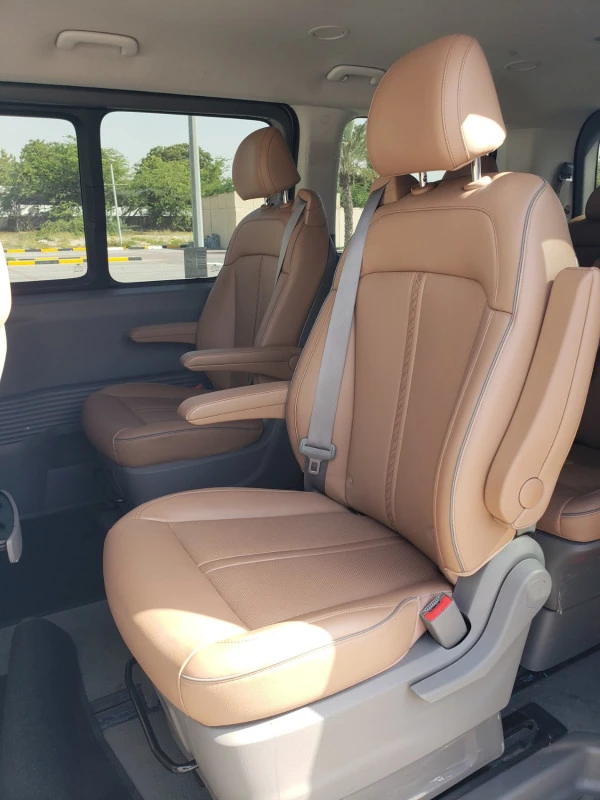 Grey Hyundai Staria 9S LUXE, 2024 Photo 6