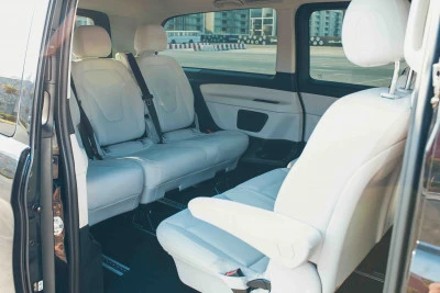 Black Mercedes V Class, 2017 Photo 7