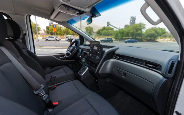 White Hyundai Staria, 2024 Photo 11