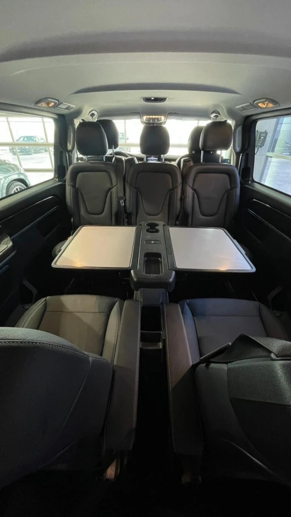 White Mercedes V Class Avantgarde, 2021 Photo 1
