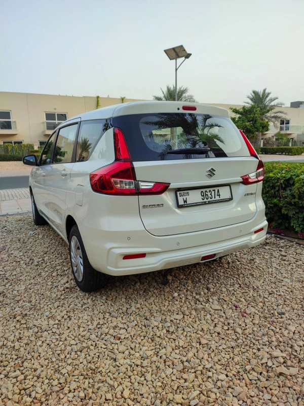 White Suzuki Ertiga, 2022 Photo 4