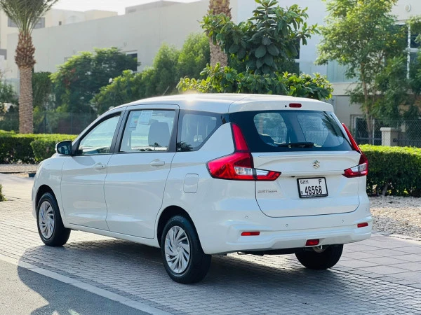 White Suzuki Ertiga 7 seaters 2023, 2023 Photo 7